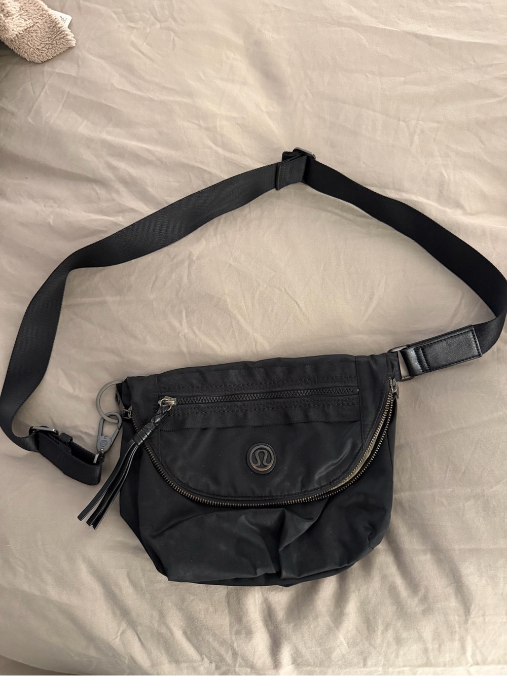 lululemon athletica Black crossbody Bag with Adjustable Strap